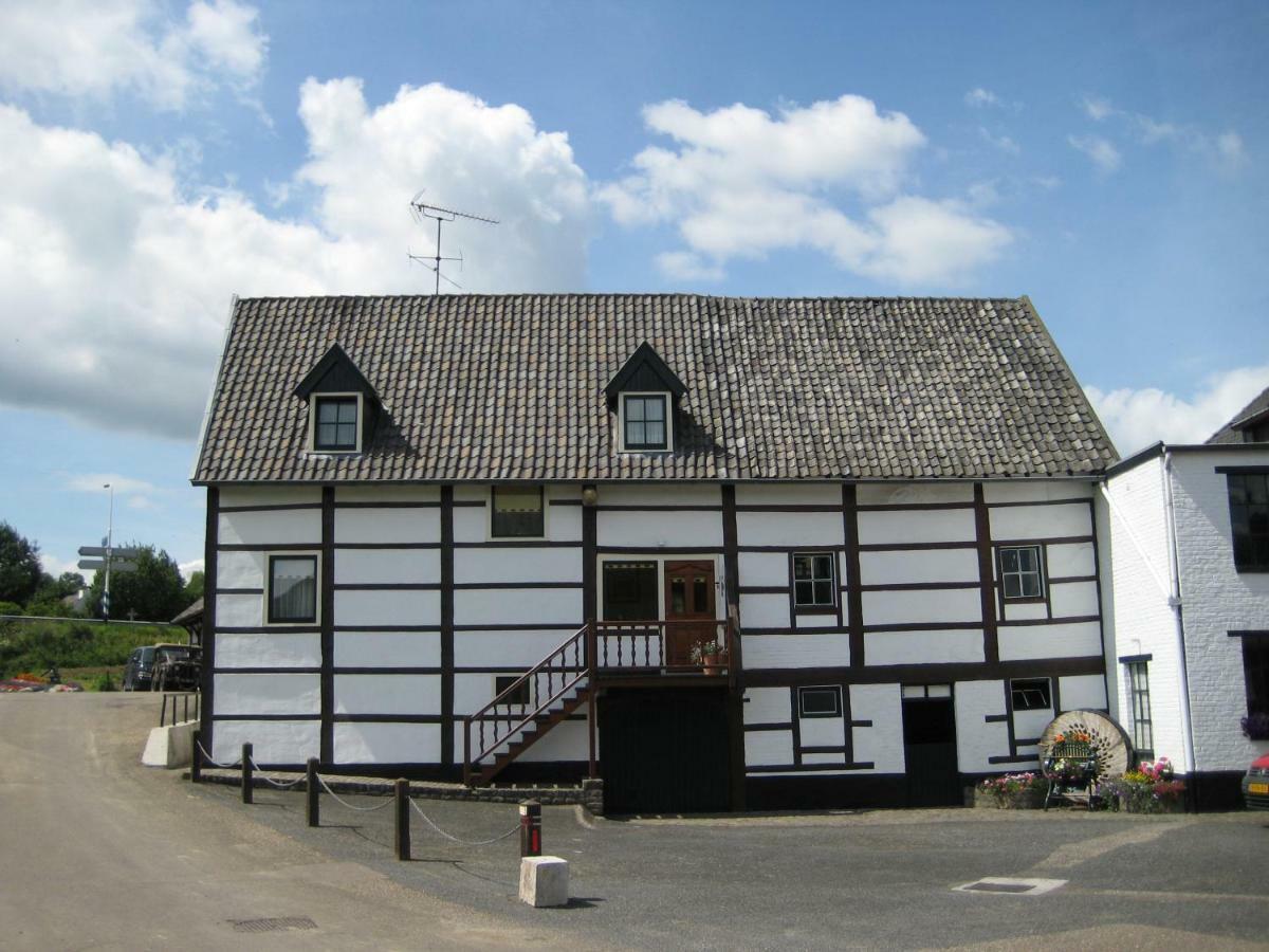 Bij Tante Toos Bed & Breakfast